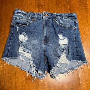 Kendall & Kylie ‘The Icon Short’ high waisted ripped jean shorts Size 11